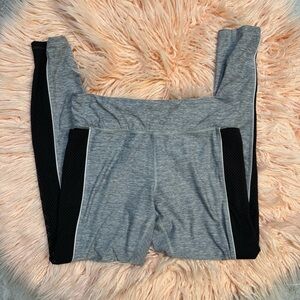 PINK Victoria's Secret Ultimate Mesh Paneled Leggings Size Large